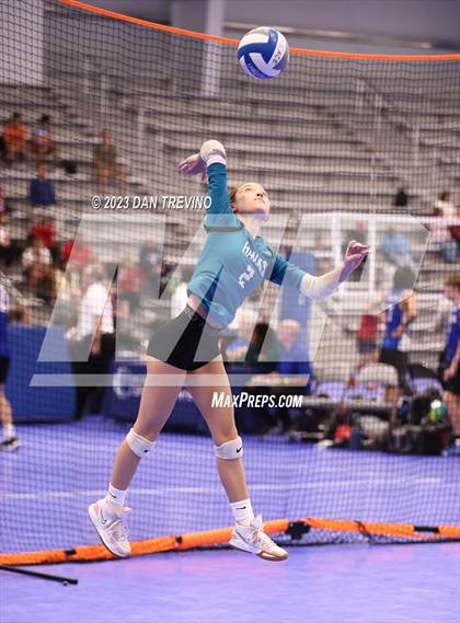 Thumbnail 3 in Hickory vs Academy of Central Florida (Endless Summer VB Tournament) photogallery.