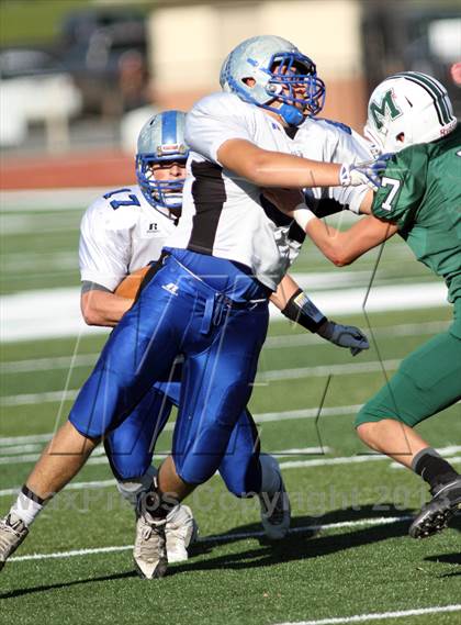 Thumbnail 2 in Holton vs Mulvane (KSHSAA 4A Regional Playoff) photogallery.