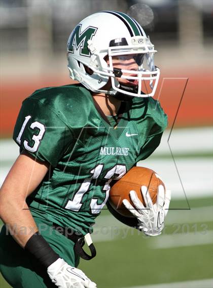Thumbnail 1 in Holton vs Mulvane (KSHSAA 4A Regional Playoff) photogallery.