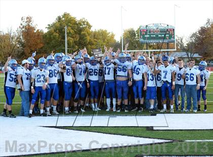 Thumbnail 3 in Holton vs Mulvane (KSHSAA 4A Regional Playoff) photogallery.