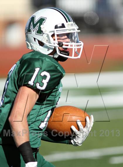 Thumbnail 2 in Holton vs Mulvane (KSHSAA 4A Regional Playoff) photogallery.