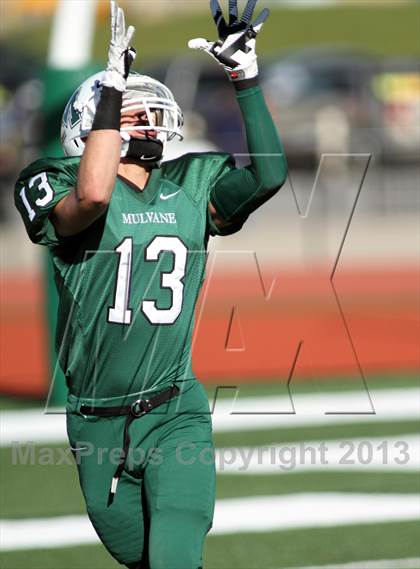 Thumbnail 3 in Holton vs Mulvane (KSHSAA 4A Regional Playoff) photogallery.