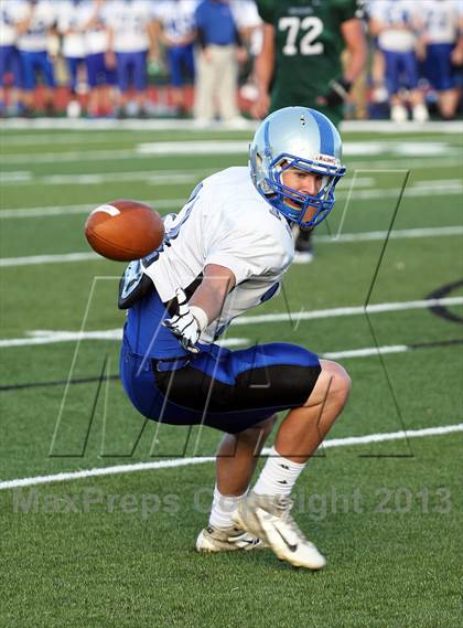 Thumbnail 3 in Holton vs Mulvane (KSHSAA 4A Regional Playoff) photogallery.