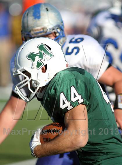 Thumbnail 2 in Holton vs Mulvane (KSHSAA 4A Regional Playoff) photogallery.