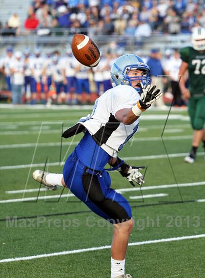 Thumbnail 2 in Holton vs Mulvane (KSHSAA 4A Regional Playoff) photogallery.