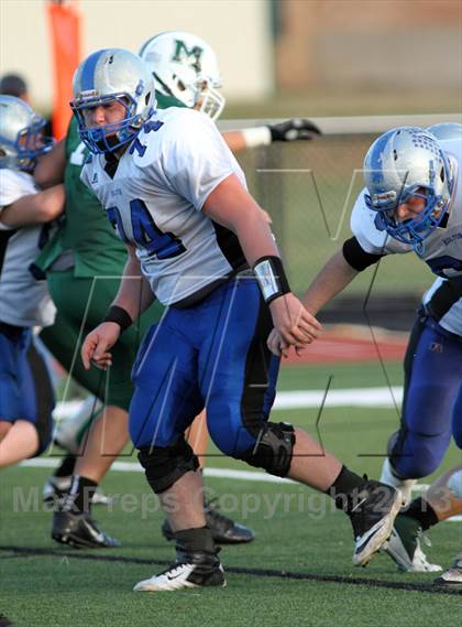 Thumbnail 2 in Holton vs Mulvane (KSHSAA 4A Regional Playoff) photogallery.