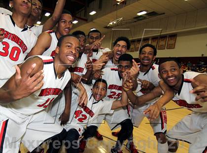 Thumbnail 3 in El Camino Real vs. Westchester (CIF LA City Section D1 Final) photogallery.