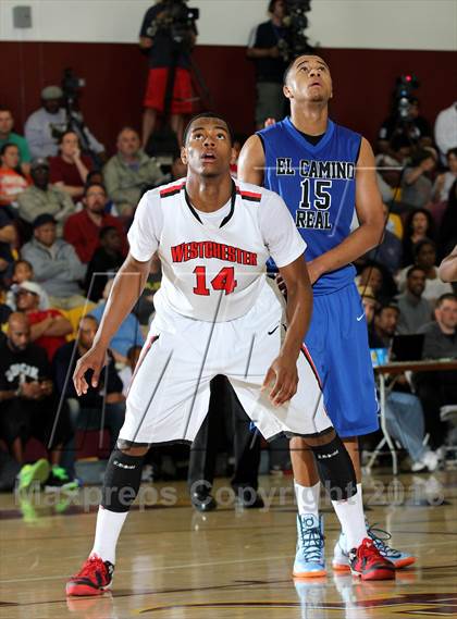 Thumbnail 2 in El Camino Real vs. Westchester (CIF LA City Section D1 Final) photogallery.