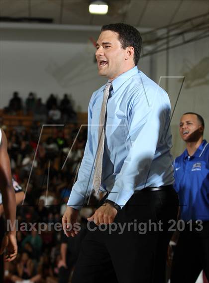 Thumbnail 3 in El Camino Real vs. Westchester (CIF LA City Section D1 Final) photogallery.