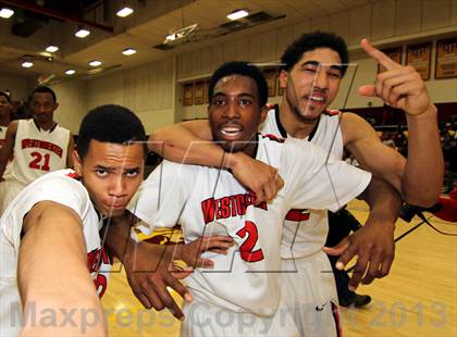 Thumbnail 2 in El Camino Real vs. Westchester (CIF LA City Section D1 Final) photogallery.