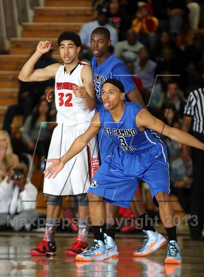 Thumbnail 3 in El Camino Real vs. Westchester (CIF LA City Section D1 Final) photogallery.