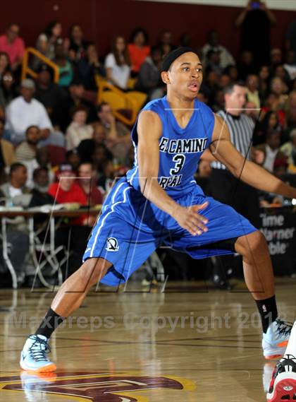 Thumbnail 1 in El Camino Real vs. Westchester (CIF LA City Section D1 Final) photogallery.