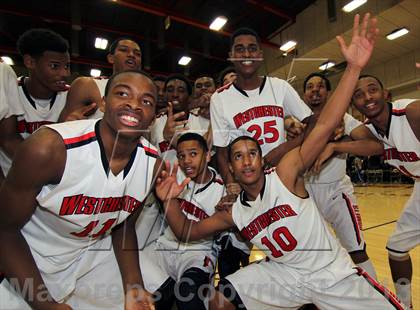 Thumbnail 3 in El Camino Real vs. Westchester (CIF LA City Section D1 Final) photogallery.