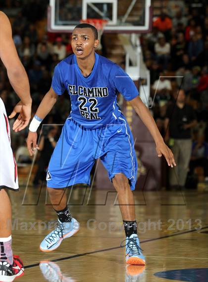 Thumbnail 3 in El Camino Real vs. Westchester (CIF LA City Section D1 Final) photogallery.