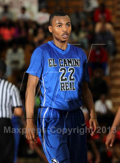 Thumbnail 3 in El Camino Real vs. Westchester (CIF LA City Section D1 Final) photogallery.