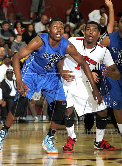 Thumbnail 1 in El Camino Real vs. Westchester (CIF LA City Section D1 Final) photogallery.