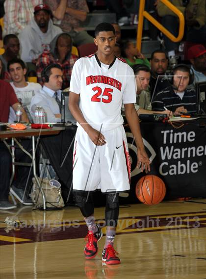 Thumbnail 1 in El Camino Real vs. Westchester (CIF LA City Section D1 Final) photogallery.