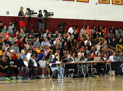 Thumbnail 1 in El Camino Real vs. Westchester (CIF LA City Section D1 Final) photogallery.