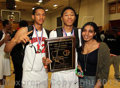 Thumbnail 3 in El Camino Real vs. Westchester (CIF LA City Section D1 Final) photogallery.