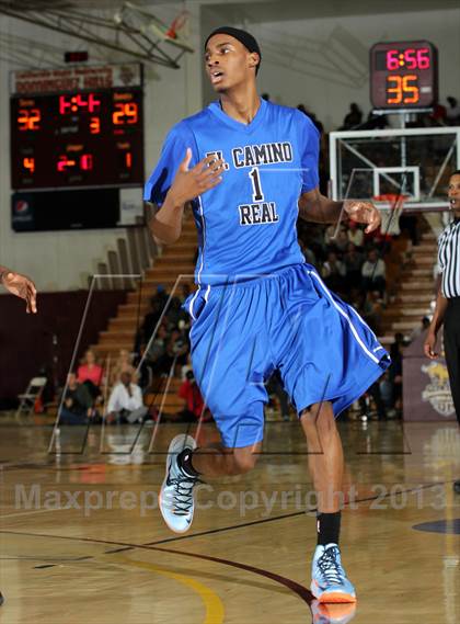 Thumbnail 1 in El Camino Real vs. Westchester (CIF LA City Section D1 Final) photogallery.