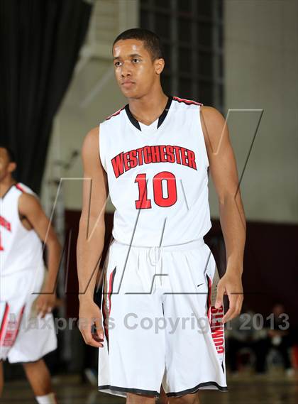 Thumbnail 1 in El Camino Real vs. Westchester (CIF LA City Section D1 Final) photogallery.
