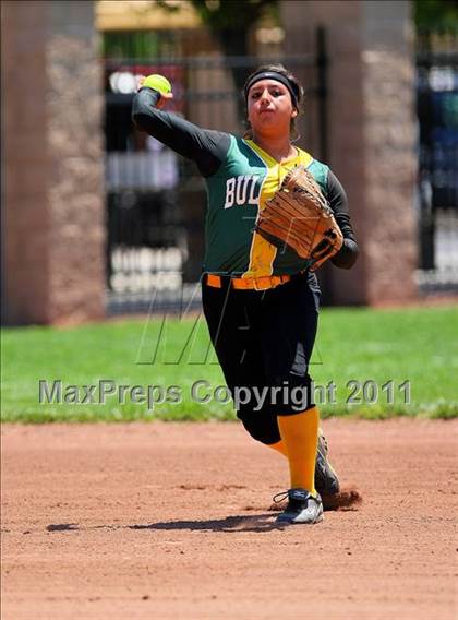 Thumbnail 1 in Le Grand  vs Mariposa (CIF SJS D6 Final) photogallery.