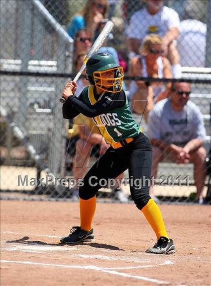 Thumbnail 3 in Le Grand  vs Mariposa (CIF SJS D6 Final) photogallery.