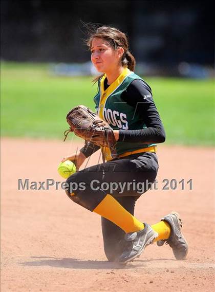 Thumbnail 1 in Le Grand  vs Mariposa (CIF SJS D6 Final) photogallery.