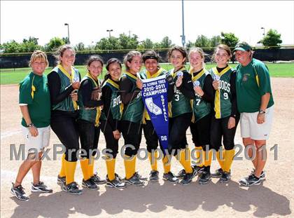 Thumbnail 3 in Le Grand  vs Mariposa (CIF SJS D6 Final) photogallery.