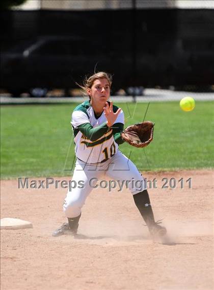 Thumbnail 3 in Le Grand  vs Mariposa (CIF SJS D6 Final) photogallery.