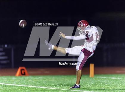 Thumbnail 1 in Kentlake @ Graham-Kapowsin (WIAA 4A Round One Playoff) photogallery.