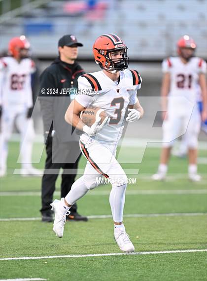 Thumbnail 2 in Hoover @ Lake (OHSAA Division 2 First Round) photogallery.