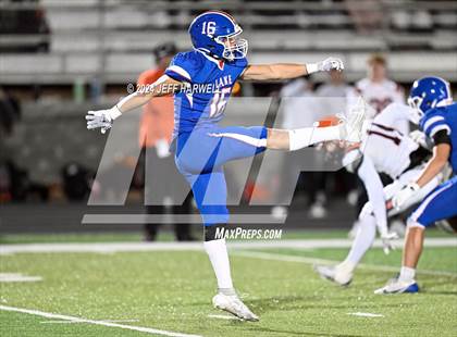 Thumbnail 1 in Hoover @ Lake (OHSAA Division 2 First Round) photogallery.