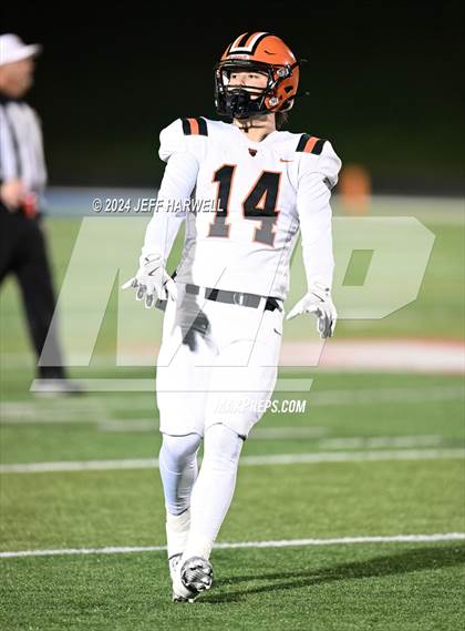 Thumbnail 3 in Hoover @ Lake (OHSAA Division 2 First Round) photogallery.