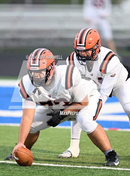 Thumbnail 1 in Hoover @ Lake (OHSAA Division 2 First Round) photogallery.