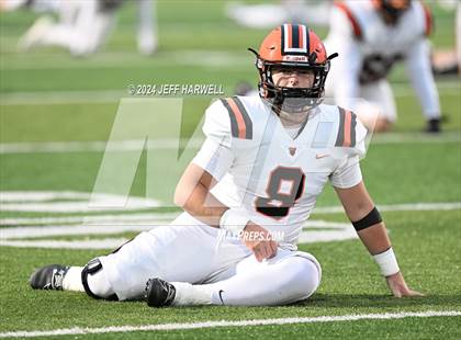 Thumbnail 2 in Hoover @ Lake (OHSAA Division 2 First Round) photogallery.