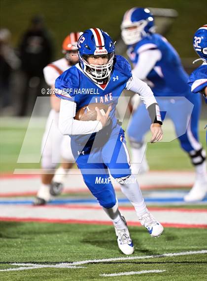 Thumbnail 1 in Hoover @ Lake (OHSAA Division 2 First Round) photogallery.