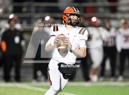 Thumbnail 1 in Hoover @ Lake (OHSAA Division 2 First Round) photogallery.