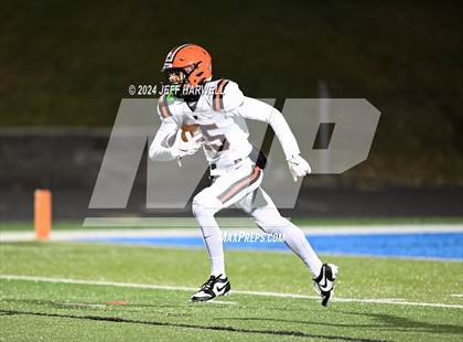Thumbnail 1 in Hoover @ Lake (OHSAA Division 2 First Round) photogallery.