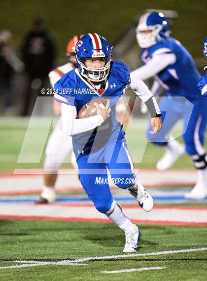 Thumbnail 3 in Hoover @ Lake (OHSAA Division 2 First Round) photogallery.