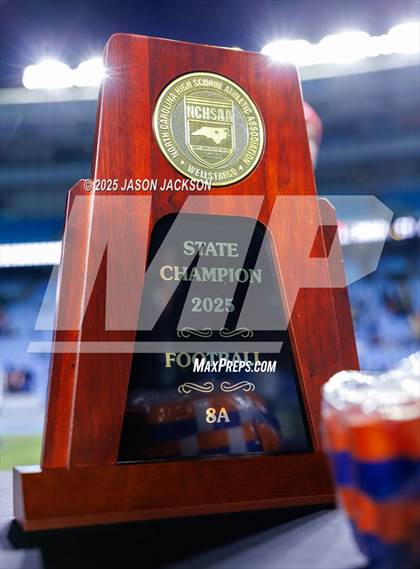 Thumbnail 2 in Millbrook @ Hough (NCHSAA 8A FINAL) photogallery.