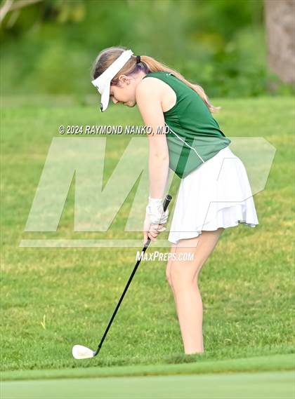 Thumbnail 1 in New Castle @ Yorktown  photogallery.