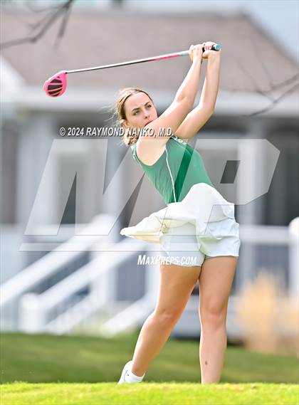 Thumbnail 1 in New Castle @ Yorktown  photogallery.
