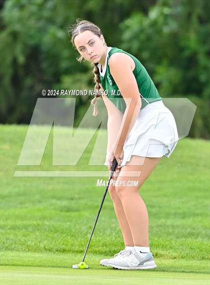Thumbnail 1 in New Castle @ Yorktown  photogallery.