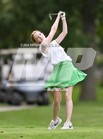 Thumbnail 2 in New Castle @ Yorktown  photogallery.
