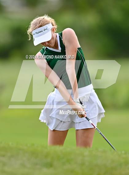Thumbnail 1 in New Castle @ Yorktown  photogallery.