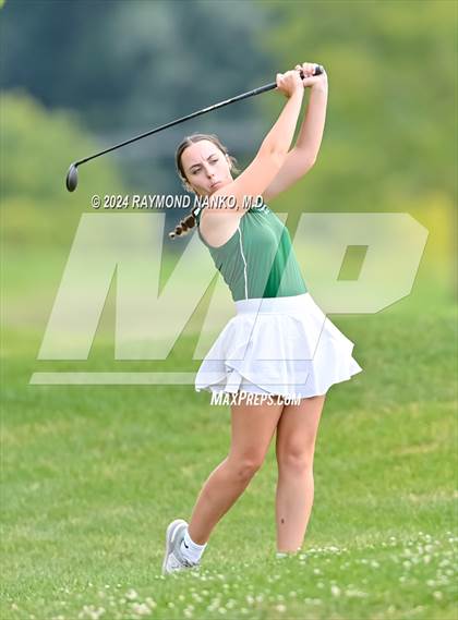 Thumbnail 2 in New Castle @ Yorktown  photogallery.