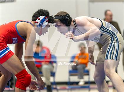 Thumbnail 1 in WVSSAC Class AA/A Region III Championship photogallery.