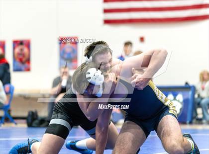 Thumbnail 1 in WVSSAC Class AA/A Region III Championship photogallery.