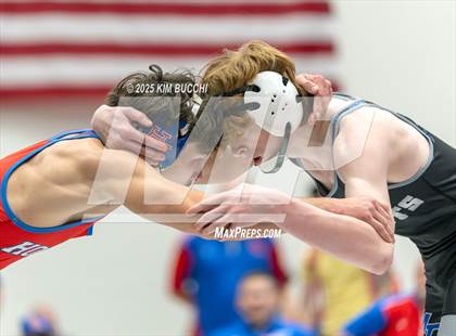 Thumbnail 2 in WVSSAC Class AA/A Region III Championship photogallery.
